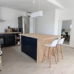 Casa de Férias Maison Neuve De Plain-pied Avec Exterieur