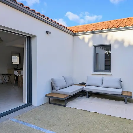 Maison Neuve De Plain-pied Avec Exterieur Pornic