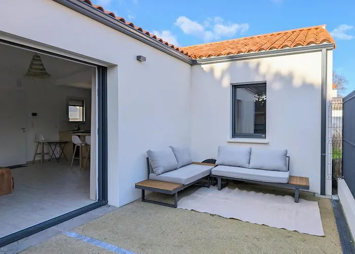 Maison Neuve De Plain-pied Avec Extérieur Pornic